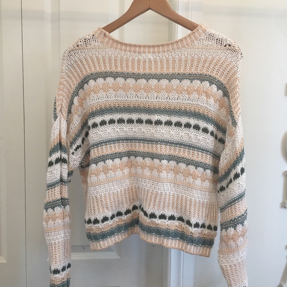 ⭐️GARAGE - pattern sweater!!!⭐️ - Picture 2 of 3